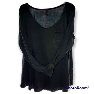 Torrid Black Distressed Light Cotton Knit Long Sleeve Tee 2 2X 18 20